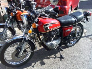 /photos/9593/5c60aacb-ec8d-998b-19fa-1c19aae60657_i320x240.jpg