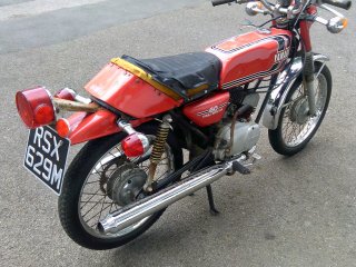 /photos/9593/637b5394-cef6-8ce1-1fb1-7f70b500fce1_i320x240.jpg
