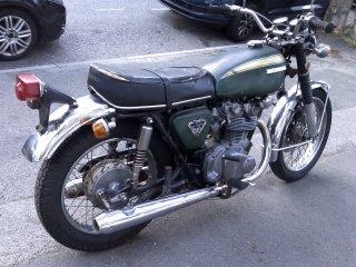 /photos/9593/6a5ff7fe-3779-431c-53b2-911bd0b511b7_i320x240.jpg