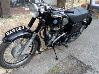 /photos/9593/bf9180a3-031f-ea79-9f8d-6788b75a9bd7_i320x240.jpg