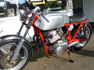 /photos/9593/cd4445b8-1ada-bb8f-08bc-ca77b79b2920_i320x240.jpg