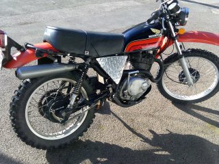/photos/9593/f7480cc5-a195-22e6-425f-62d70ce655c4_i320x240.jpg